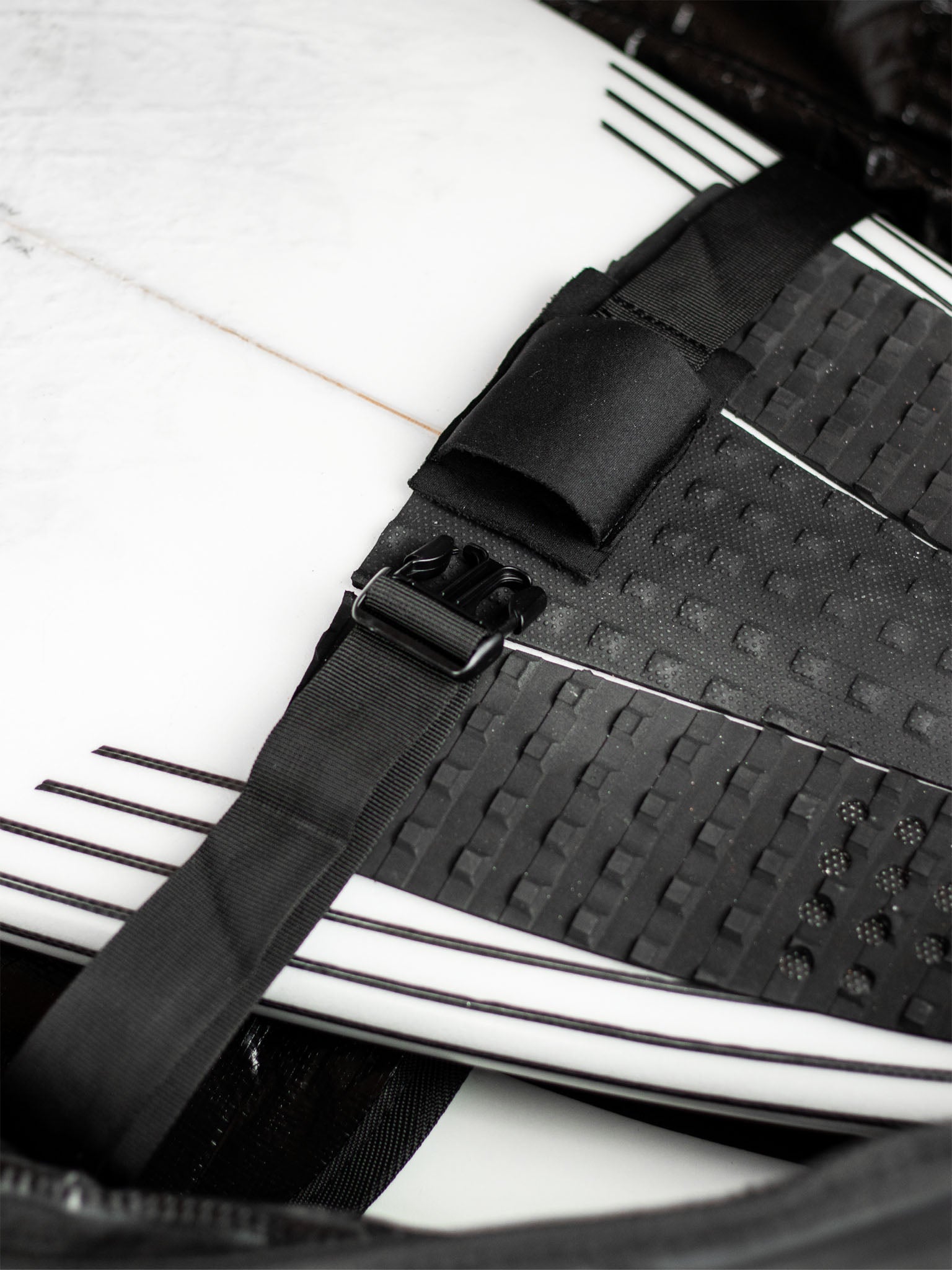 “Padded nose section of Fish double travel bag designed for maximum board protection”