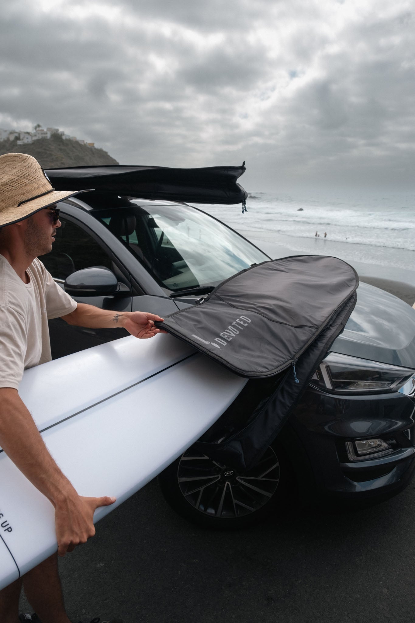 “Outdoor use image showing the Fish 8mm Day Bag in action”
